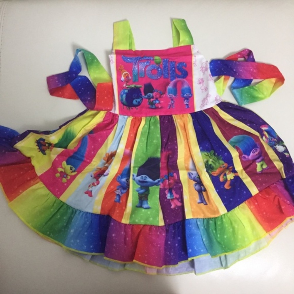 Boutique Cute Luxury Troll Dress - Picture 3 of 8